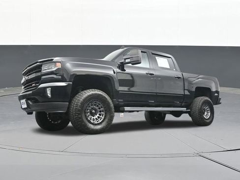 Used 2017 Chevrolet Silverado 1500 LTZ Z71 w/ LTZ Plus Package AWD/4WD image 62