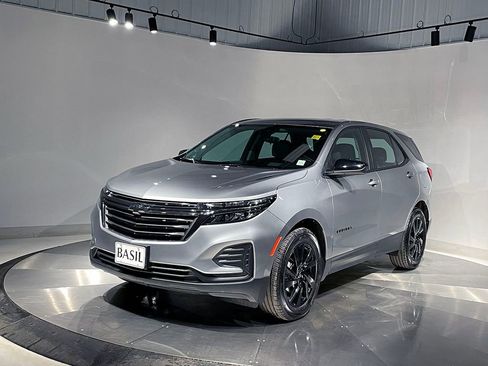 Used 2024 Chevrolet Equinox LS w/ Sport Edition FWD image 8