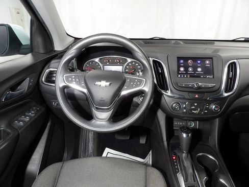 Used 2021 Chevrolet Equinox LT AWD/4WD image 11