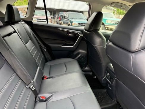 Used 2023 Toyota RAV4 XLE Premium AWD/4WD image 64