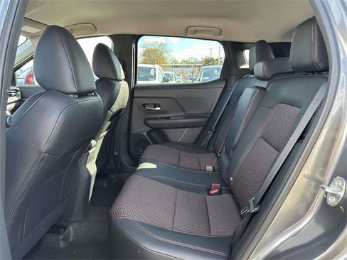 New 2026 Nissan Kicks SR image 13