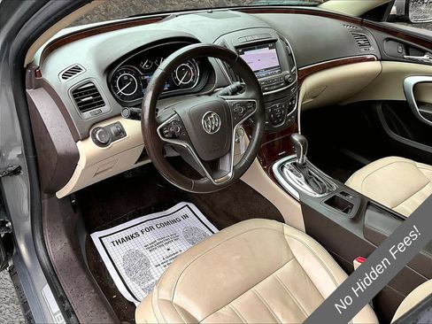 Used 2017 Buick Regal Sport Touring FWD image 10