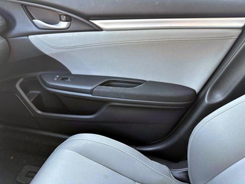 Used 2016 Honda Civic EX image 16