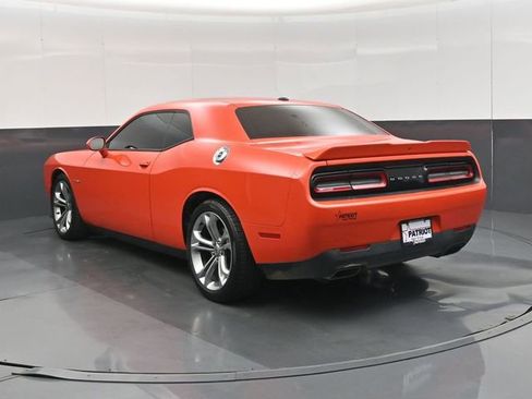 Used 2021 Dodge Challenger R/T RWD image 7