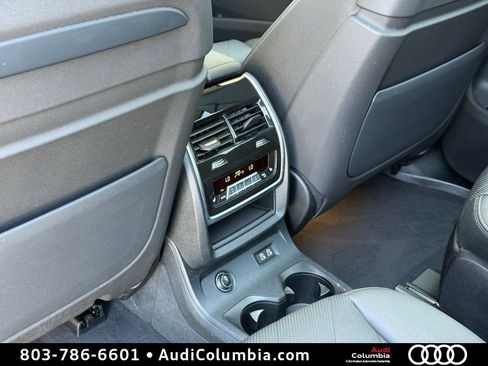 Used 2023 BMW X7 xDrive40i AWD/4WD image 27
