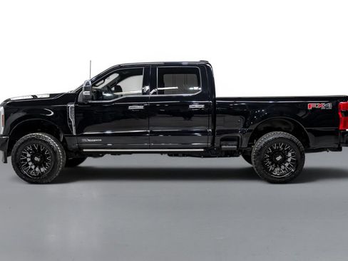 Used 2024 Ford F250 King Ranch w/ Chrome Package AWD/4WD image 10