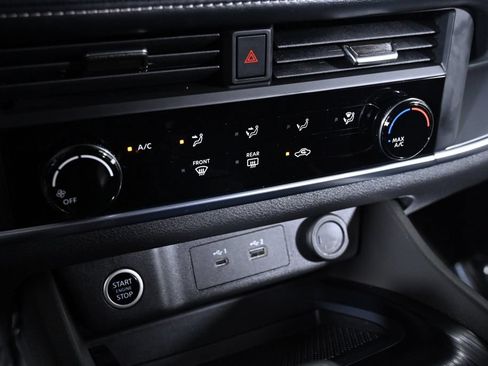 Certified 2023 Nissan Rogue S FWD image 19