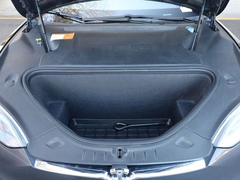 Used 2018 Tesla Model S 75D image 10