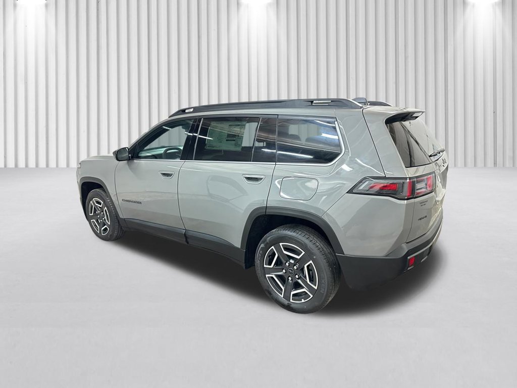 New 2026 Jeep Cherokee Laredo AWD/4WD image 7