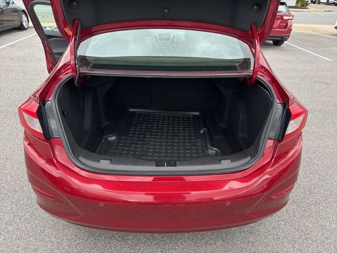 Used 2019 Chevrolet Cruze LT w/ Convenience Package FWD image 15
