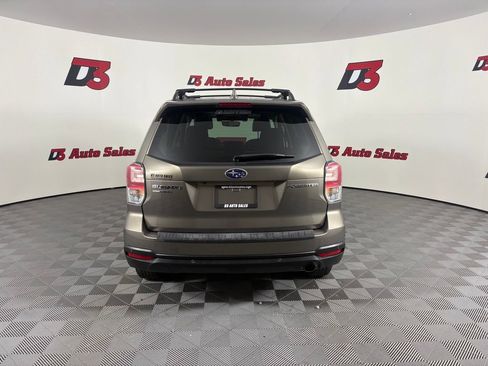 Used 2018 Subaru Forester 2.5i Touring w/ Popular Package #3B AWD/4WD image 5