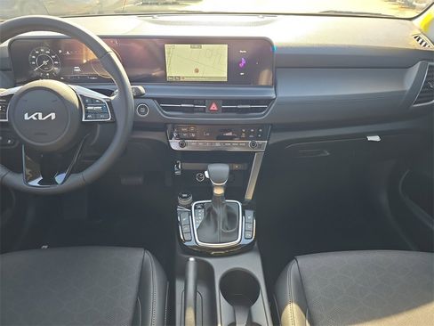 New 2026 Kia Seltos EX image 16
