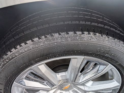 Used 2023 Chevrolet Silverado 1500 High Country image 13