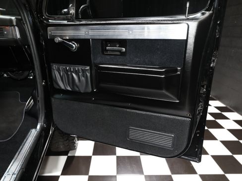 Used 1987 Chevrolet Blazer 4WD image 36