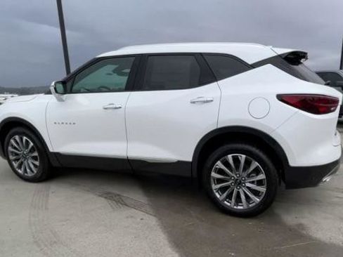 New 2024 Chevrolet Blazer Premier w/ Driver Confidence II Package image 6