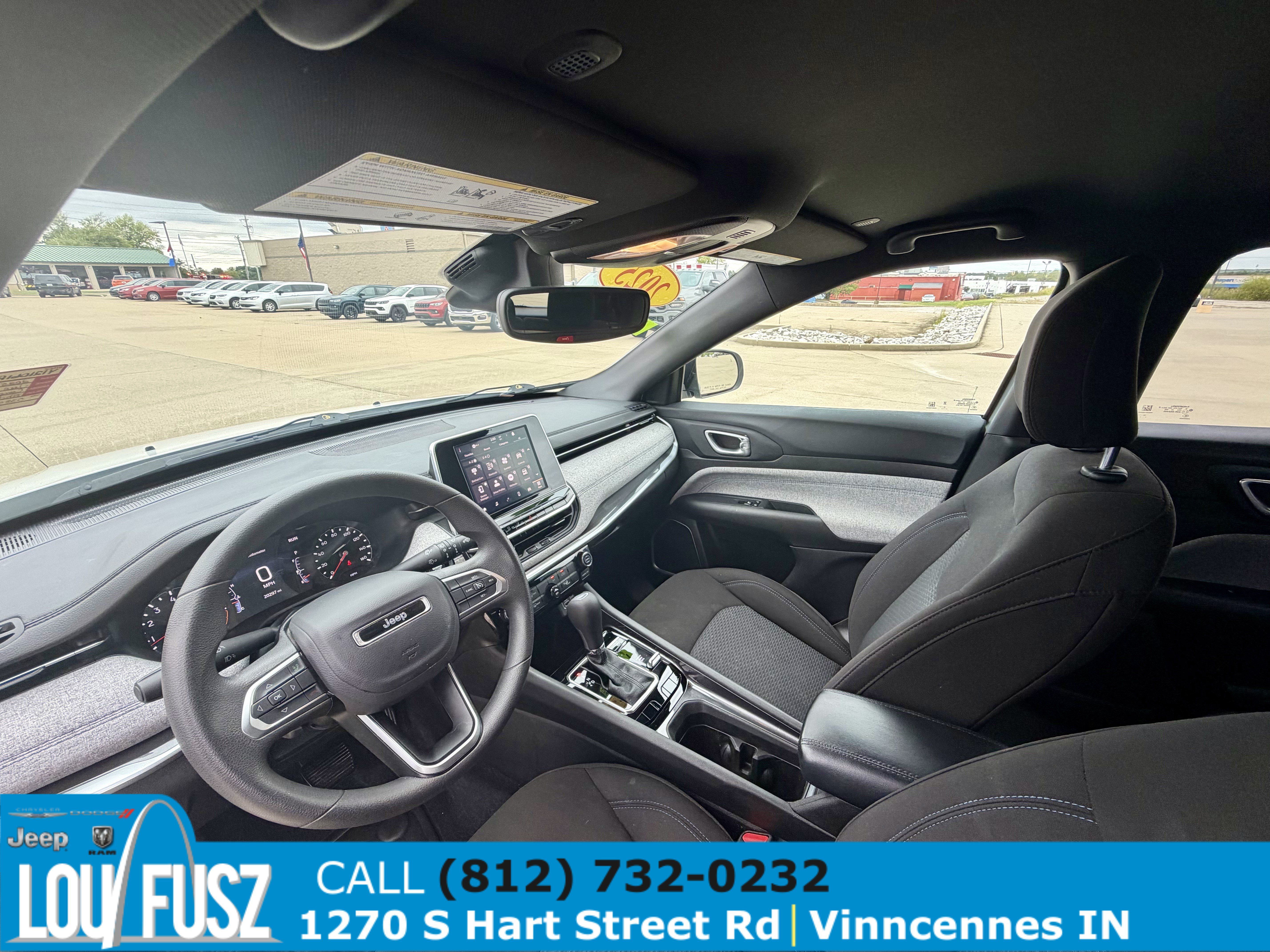 Used 2025 Jeep Compass Sport AWD/4WD image 12