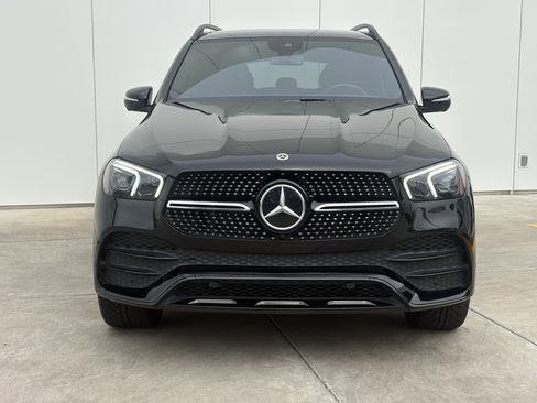 Used 2021 Mercedes-Benz GLE 350 4MATIC image 3