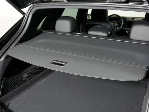 New 2026 Porsche Cayenne AWD/4WD image 40
