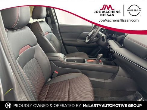 Certified 2025 Nissan Kicks SR AWD/4WD image 20