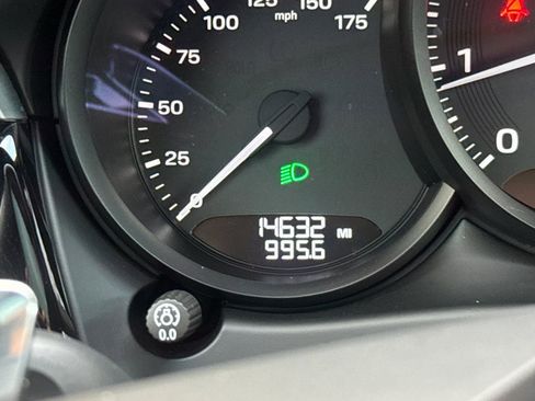 Used 2024 Porsche Macan image 26