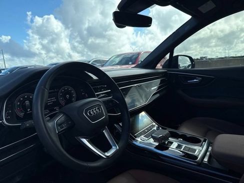 Used 2023 Audi Q7 3.0T Premium Plus w/ Premium Plus Package AWD/4WD image 14