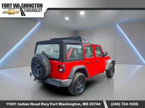 Used 2024 Jeep Wrangler Unlimited Sport AWD/4WD image 3