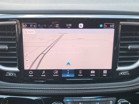 Certified 2023 Chrysler Pacifica Limited w/ S Appearance Package AWD/4WD image 18