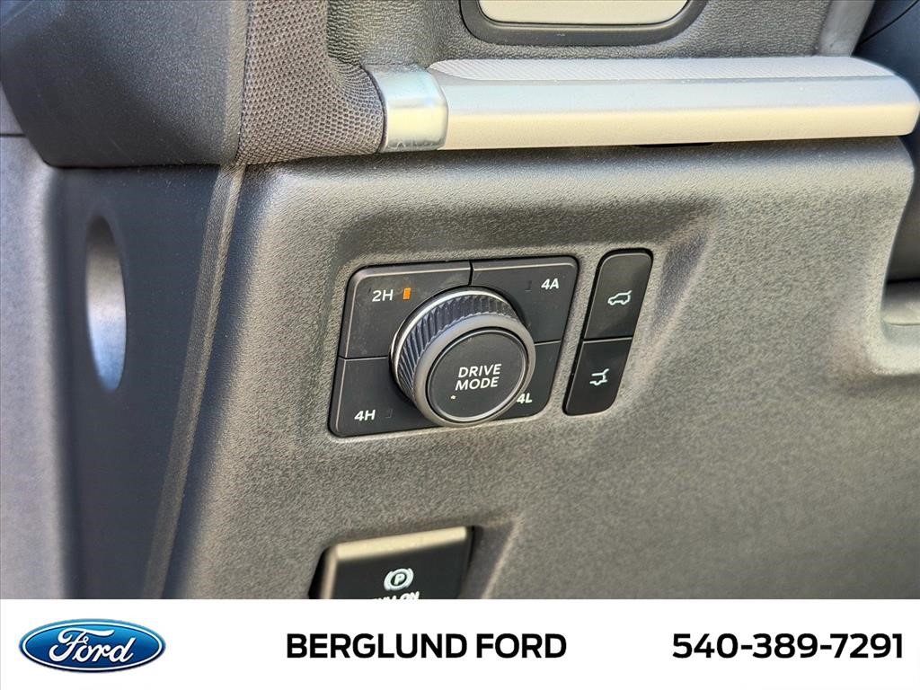 Used 2025 Ford Expedition Max Active AWD/4WD image 25