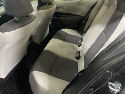 Used 2025 Toyota Corolla LE FWD image 29