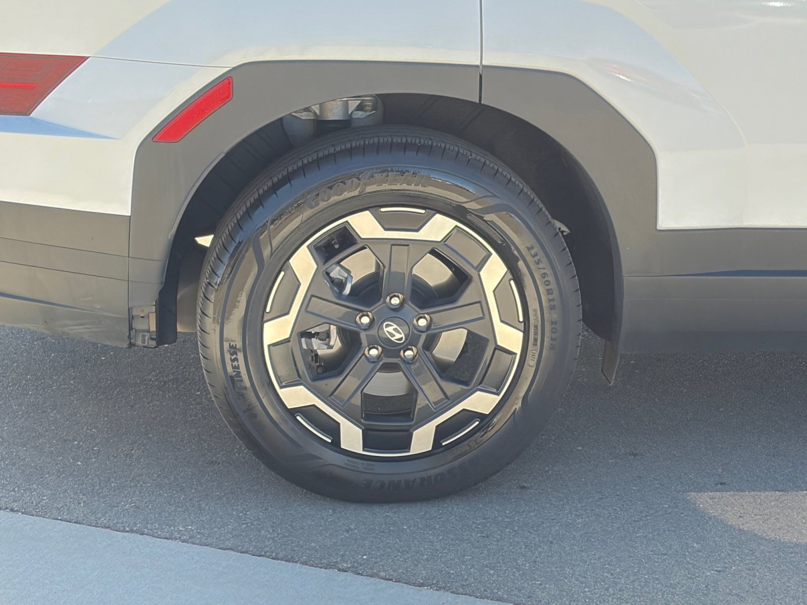 Certified 2025 Hyundai Santa Fe SE AWD/4WD image 24