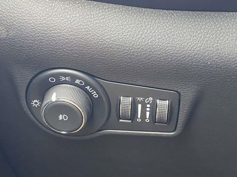 New 2026 Jeep Compass Latitude image 58