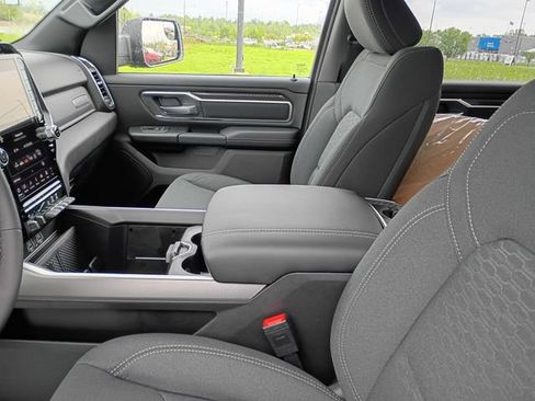 New 2026 RAM 1500 Big Horn AWD/4WD image 12