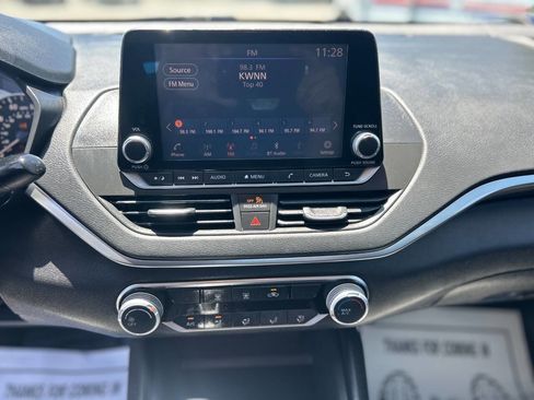 Used 2020 Nissan Altima 2.5 S FWD image 11