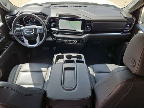 Certified 2026 GMC Sierra 1500 SLT image 16
