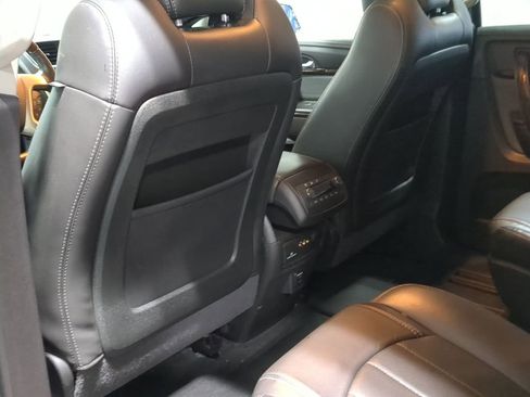 Used 2015 GMC Acadia Denali image 31