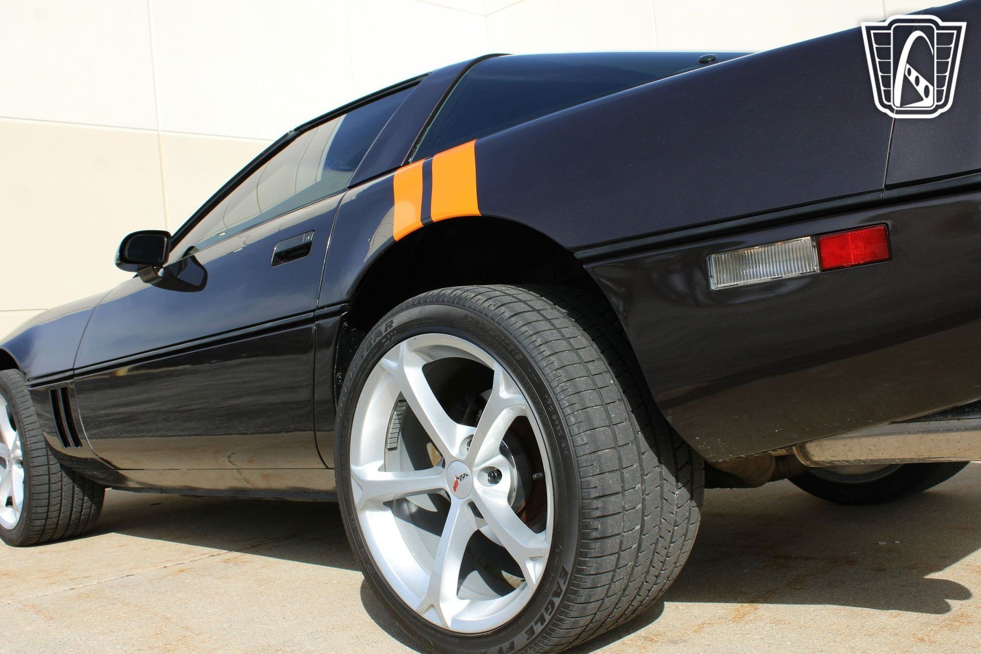 Used 1988 Chevrolet Corvette Coupe RWD image 39