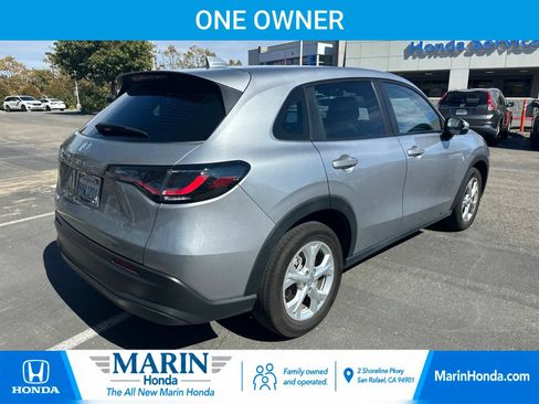Used 2024 Honda HR-V LX image 3