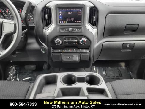 Used 2022 Chevrolet Silverado 1500 Custom Trail Boss image 14