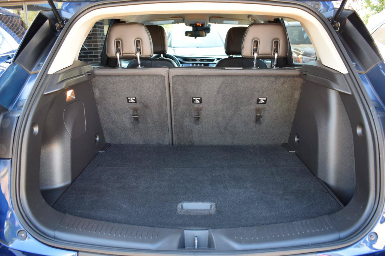 Used 2023 Buick Encore GX Preferred w/ Cold Weather Comfort Package FWD image 37