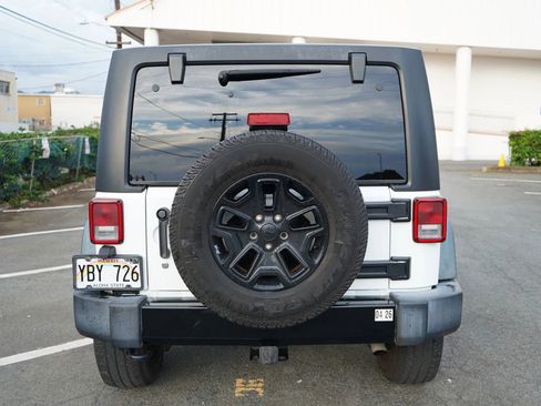 Used 2015 Jeep Wrangler Unlimited Sport image 23