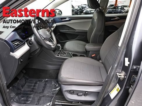 Used 2024 Volkswagen Taos SE FWD image 14