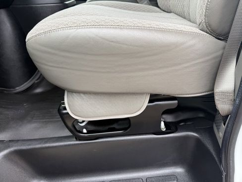 Used 2017 Chevrolet Express 3500 Work Van image 21