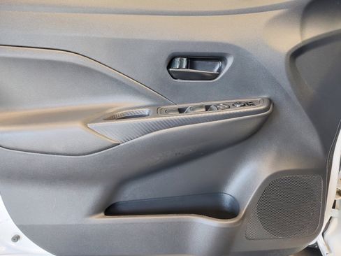 Used 2023 Nissan Versa S image 25