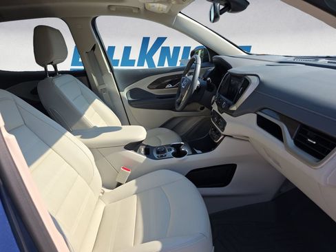 Used 2024 GMC Terrain Denali w/ Denali Premium Package AWD/4WD image 15