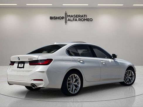 Used 2025 BMW 330i Sedan RWD image 5