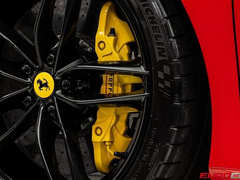 Used 2019 Ferrari 488 GTB RWD image 25