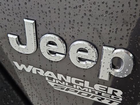 Used 2020 Jeep Wrangler Unlimited Sport S image 12