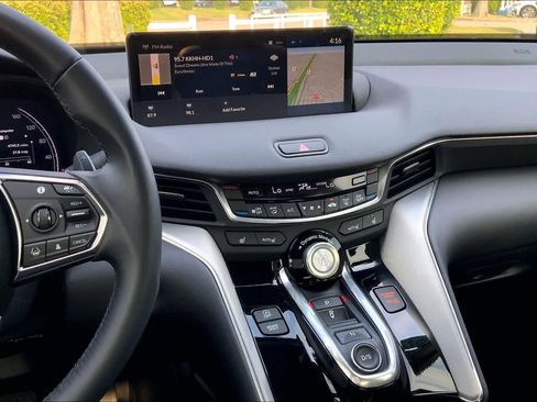 Used 2025 Acura TLX w/ Technology Package image 7