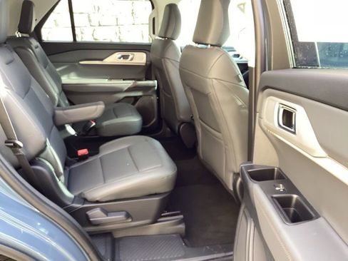 New 2026 Ford Explorer Active w/ Active Comfort Package image 13