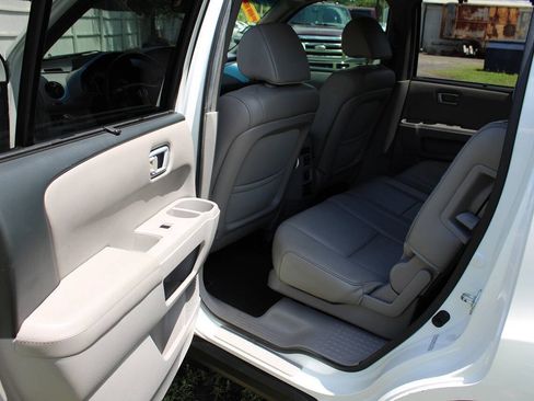 Used 2012 Honda Pilot Touring image 28